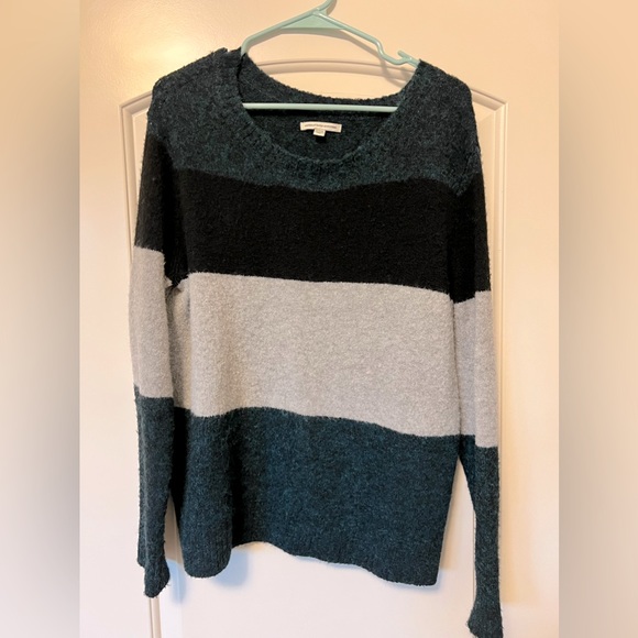 American Eagle Sweater - Picture 1 of 3